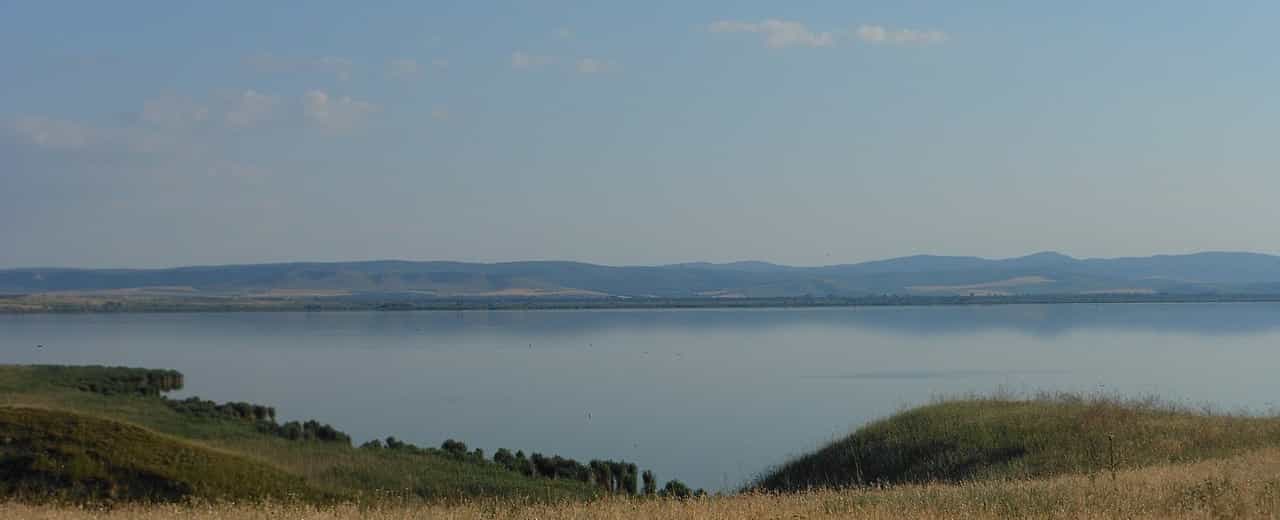Кагул - заплавне озеро в пониззі Дунаю, в Одеській області.