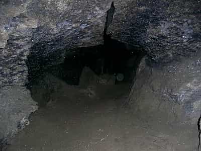 Печера Млинки розташована в селі Залісся, Тернопільської області, що на вулиці Польській.
