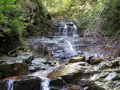 Cascade of "Bukovyna (Smugarsky) waterfalls"