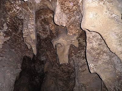 Кришталева печера є однією з найбільших гіпсових утворень у Європі.